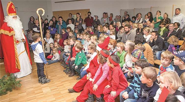 Beim Tag der offenen Tür der Grundschule Obere Grafschaft in Gelsdorf kann auch der Nikolaus zu Besuch. JOST