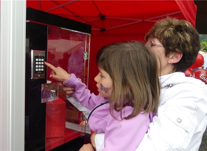 Beim Tresorknacken musste die Mutti einem hinund wieder schon einmal unter die Arme greifen.