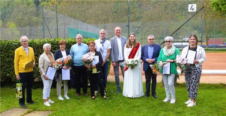 Beim Vereinsjubiläum wurden auch Mitglieder geehrt.  Foto: privat