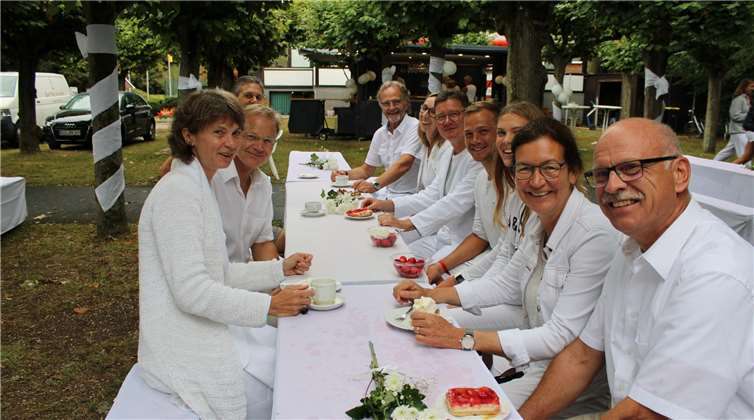 Beim „White Day“ der „Tennis Classics“ lag ein Hauch von Wimbledon in der Luft. Fotos: -DU-