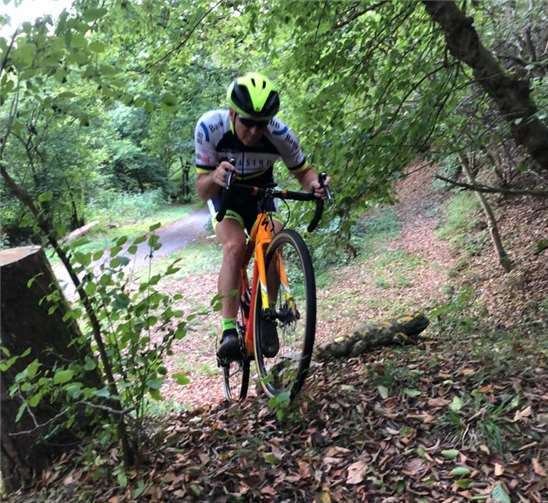 Beim Workshop lernt man unter anderem Geschicklichkeit, Balance und auf verschiedenen Untergründen zu fahren. Foto: privat