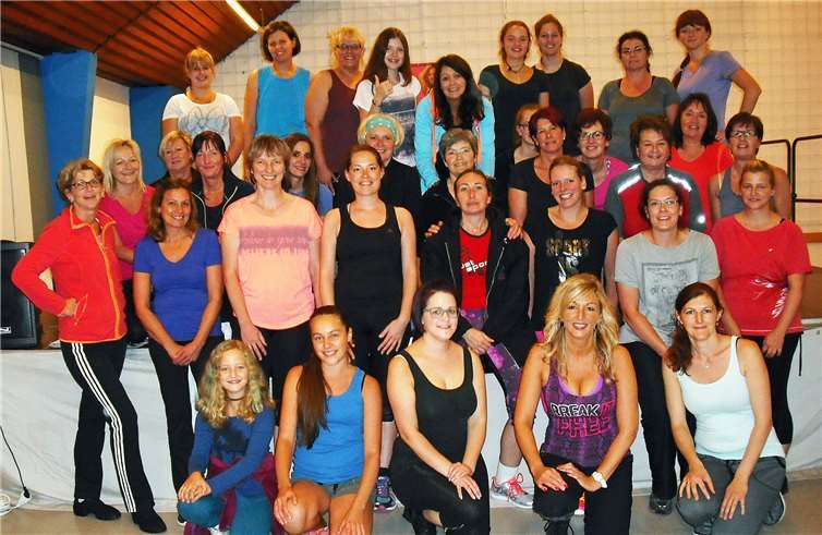 Beim Zumba steht der Spaß an Bewegung und Musik an erster Stelle. privat