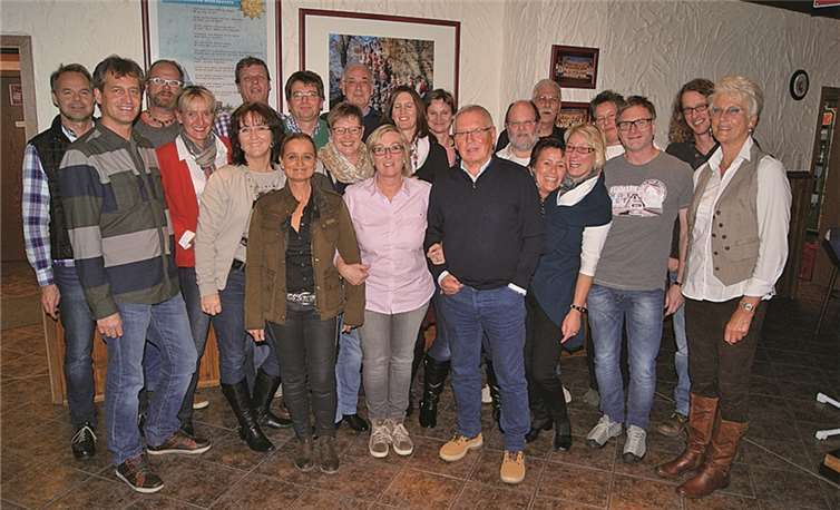 Beim diesjährigen Treffen wurde von den ehemaligen Sportlerinnen und Sportlern beschlossen, die 40 Jahre zünftig zu feiern. privat