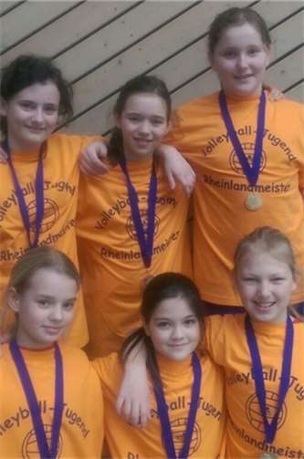 Beim dritten und letzten Turnier der Rheinlandmeisterschaft der weiblichen Jugend U 13 sind für die LAF Nora Kindel, Alexandra Schäfer, Isabella von Sydow, Hena Sukic, Henriette Deurer und Ann-Kathrin Bauer an den Start gegangen.privat