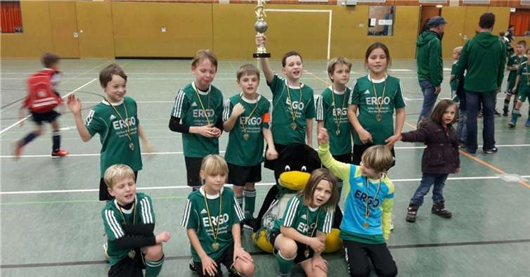 Beim ersten Turnier 2016 gab es für die F-Jugend des SV Wormersdorf gleich den ersten Sieg. Zwei weitere Turniere folgen noch.privat