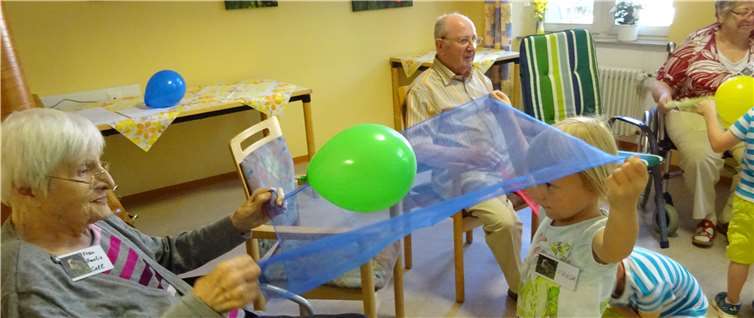 Beim gemeinsamen Spiel lernte man sich schnell besser kennen.