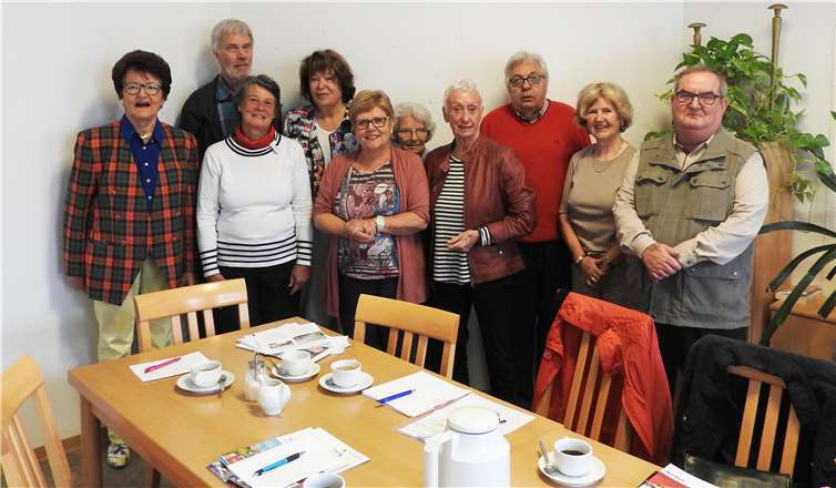 Beim letzten Treffen es Arbeitskreises Bildung und Kultur des Seniorenbeirates der Stadt Koblenz wurde zum Thema „neue Wohnformen im Alter“ referiert.privat