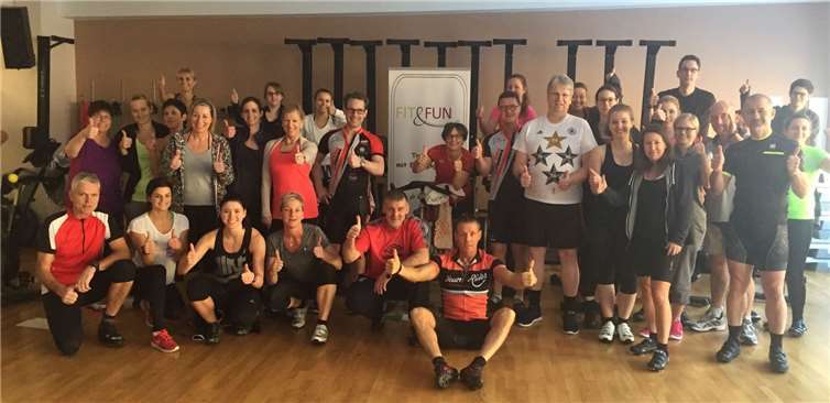 Beim zweiten KSK-Indoor Cycling-Marathon traten die Teilnehmer nicht nur für ihre eigene Gesundheit in die Pedale, sondern sammelten gleichzeitig Spenden für die Deutsche Kinderkrebshilfe.privat