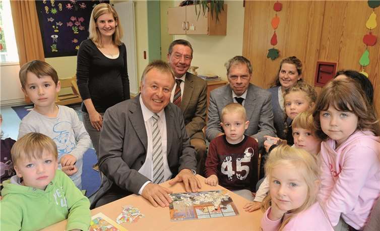 Beispiel Kalenborn in der Verbandsgemeinde Altenahr: Der Kreis Ahrweiler unterstützt die Träger der Kindertagesstätten, damit das Betreuungsangebot bedarfsgerecht ausgebaut wird. KV-AW