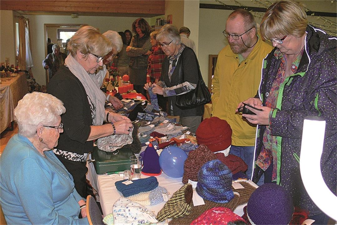 Beim Basar kam jeder auf seine Kosten