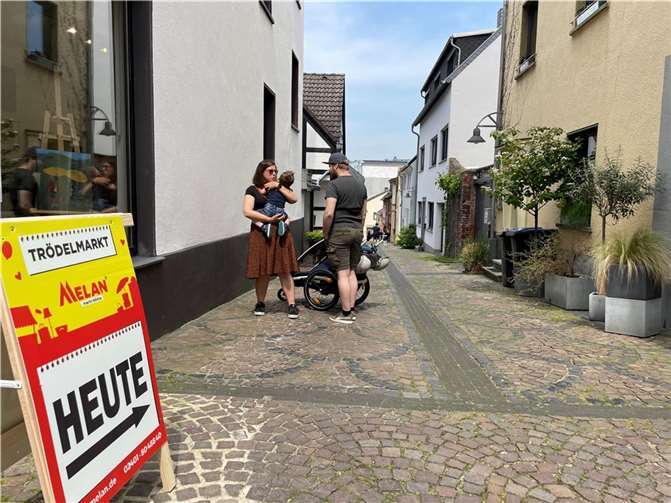 Beliebt sind auch Trödel- und Flohmärkte.  Foto: ROB