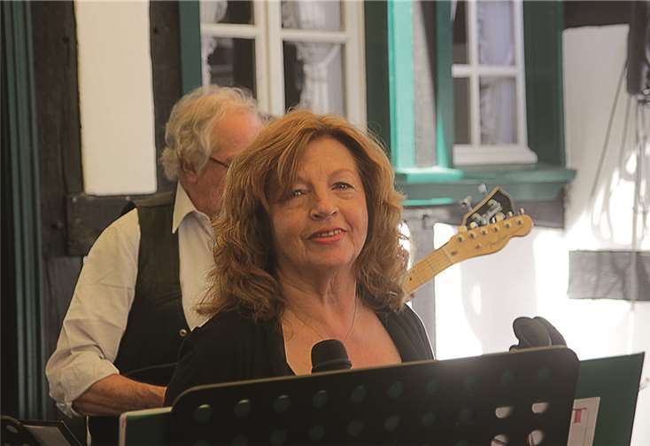 Beliebt und bekannt: die Sängerin der Oldie GmbH, Muriel Paris.