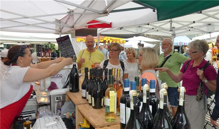 Bella Italia. Pizza, Pasta und Vino waren die beliebtenProdukte, die sich die Besucher beim Italiener munden ließen.