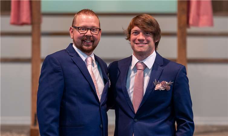 Ben (links) mit seinem Lebensretter und Trauzeugen Jan Fotos: privat