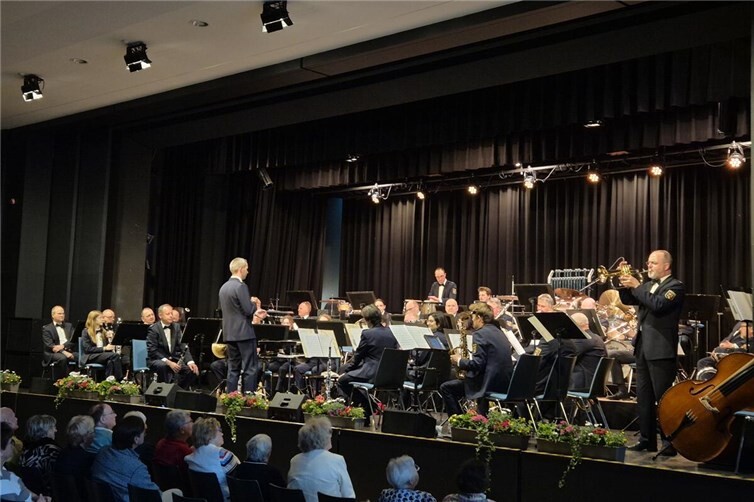 Benefizkonzert des Landespolizeiorchesters Rheinland-Pfalz zugunsten der Jugend des Stadtorchesters Andernach.