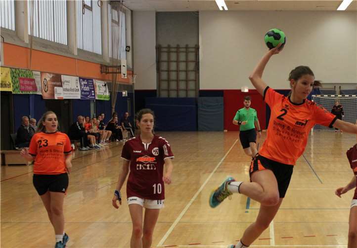 Benita Al Dahouk beim erfolgreichen Torwurf. Foto: privat