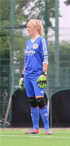 Beobachtet gelassen das Geschehen: Lena Kloock.Guido Kölzer