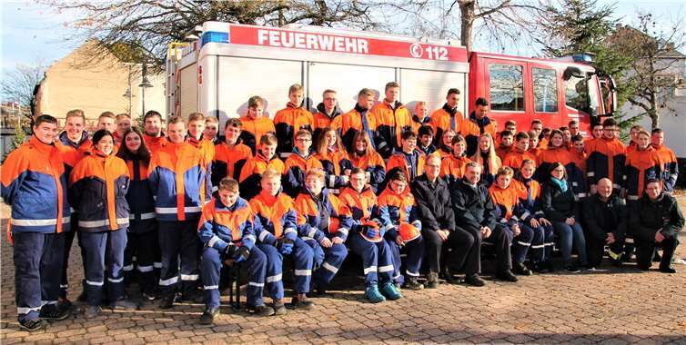 Bereit zum Gruppenfoto: Alle 57 Bewerber bestanden die Prüfung.Foto: privat