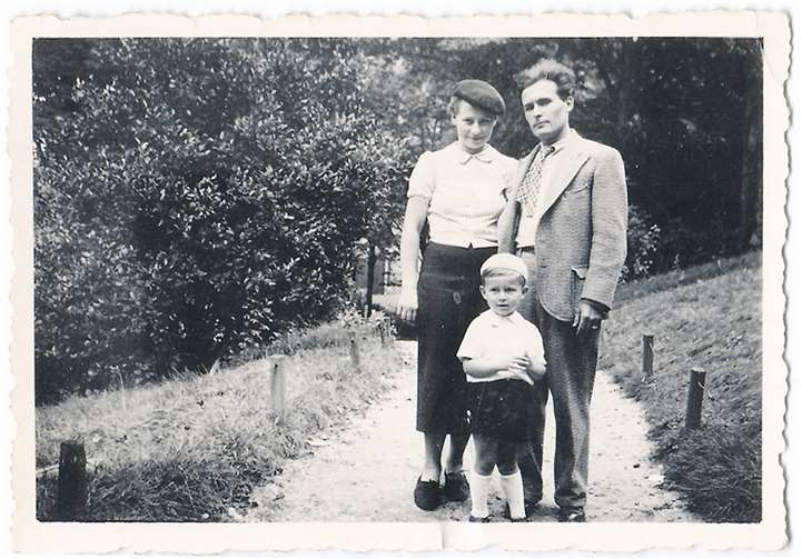 Bereits 1933 musste Hugo Salzmann mit seiner Frau Julianna und Sohn Hugo jun. nach Frankreich emigrieren. privat