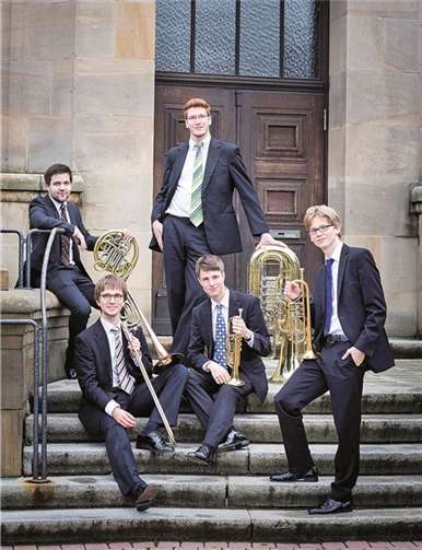 Bereits 2013 sorgte LJO Brass für ein ausverkauftes Konzert bei den Sommerclassics. Am 11. Juli werden die Blechbläser in der frisch sanierten Sayner Hütte spielen.