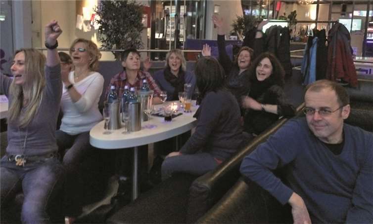 Bereits der letzte Bowlingabend des Familienkreises bereitete den Teilnehmern viel Spaß. Deshalb wird auch im diesen Jahres wieder einer für Jung und Alt veranstaltet. Privat