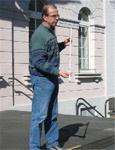 Bereits vor der Wanderung wird Geodät Otto von Lom die Erdgeschichte in Kurzform darstellen. privat