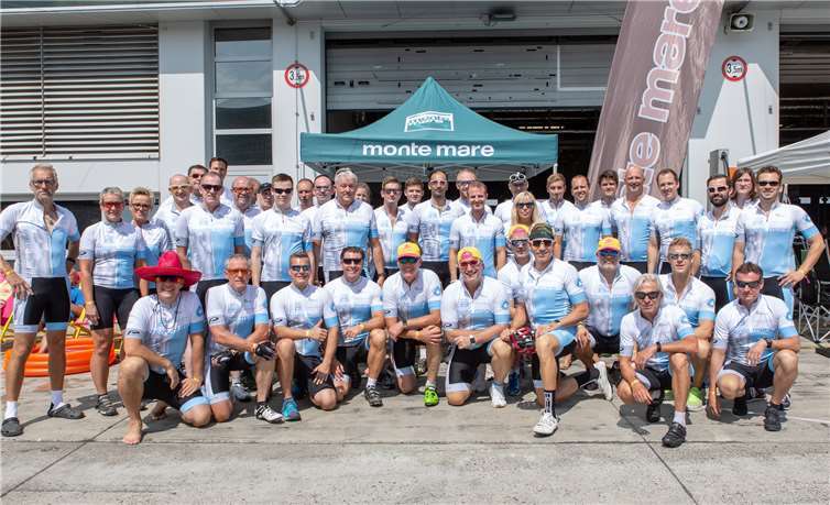 Bereits zum vierten Mal war das Team „monte mare“ dabei und strampelte für den guten Zweck. Patricia Schwetzl