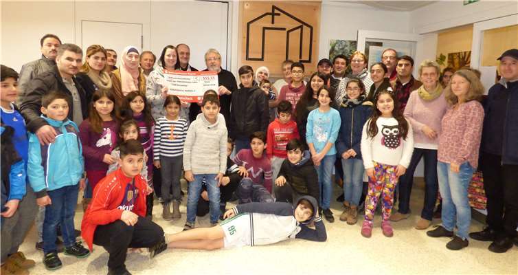 Bernhard Wibben übergab die Spende der Kulturinitiative.Privat