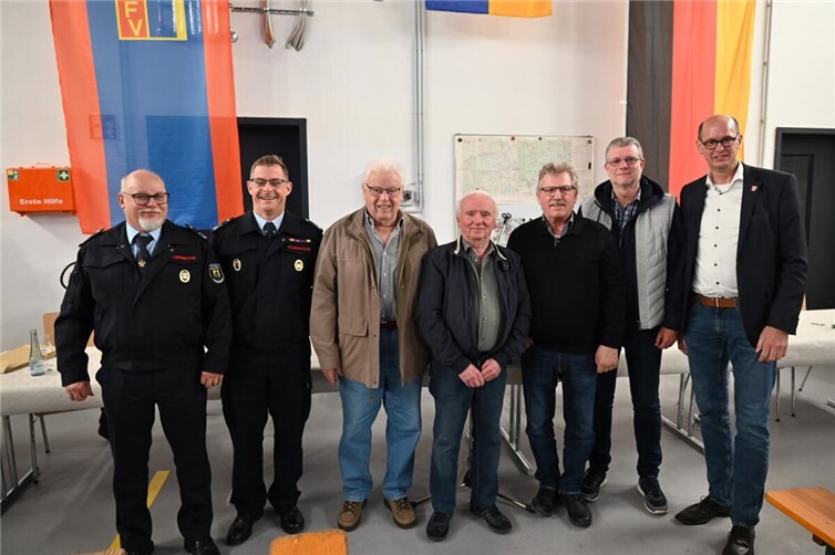 Besondere Würdigung erfuhren die Jubilare mit langjähriger Verbundenheit zur Feuerwehr. 