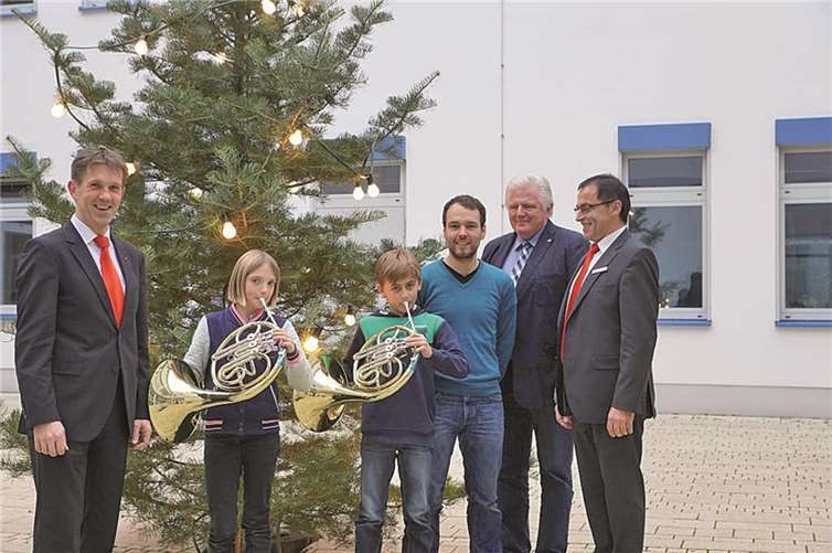 Besonders die beiden Jüngsten freuten sich sehr über die zwei neuen b-Hörner. privat