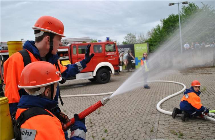 Besonders in der Nachwuchsarbeit ist die Weißenthurmer Feuerwehr stark vertreten: die aktuell 20-köpfige Jugendabteilung feiert in diesem Jahr ihren 40. Geburtstag.