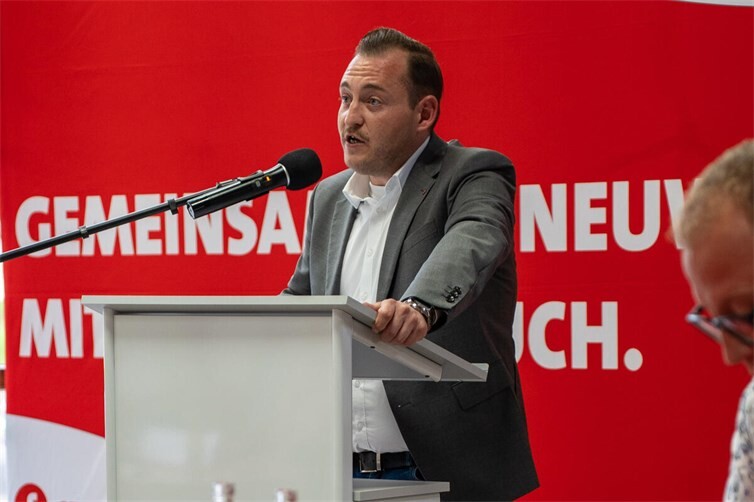 Bestätigt im Amt: Janick Helmut Schmitz
