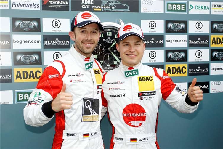 Beste Chancen auf den inoffiziellen Titel des Halbzeitmeisters haben Lokalmatador Christopher Mies aus Heiligenhaus und TeamkollegeRené Rast, der im Vorjahr bereits einen Lauf auf dem Nürburgring gewinnen konnte. Fotos: Halbzeitmeister