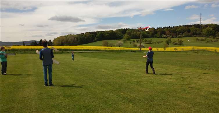 Beste Flugeigenschaften dank präziser Arbeit der jungen Modellflug-Enthusiasten.