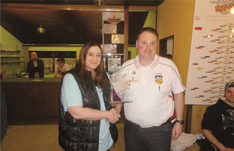 Beste Frau beim Dart-Cup war Janine Jajac.privat