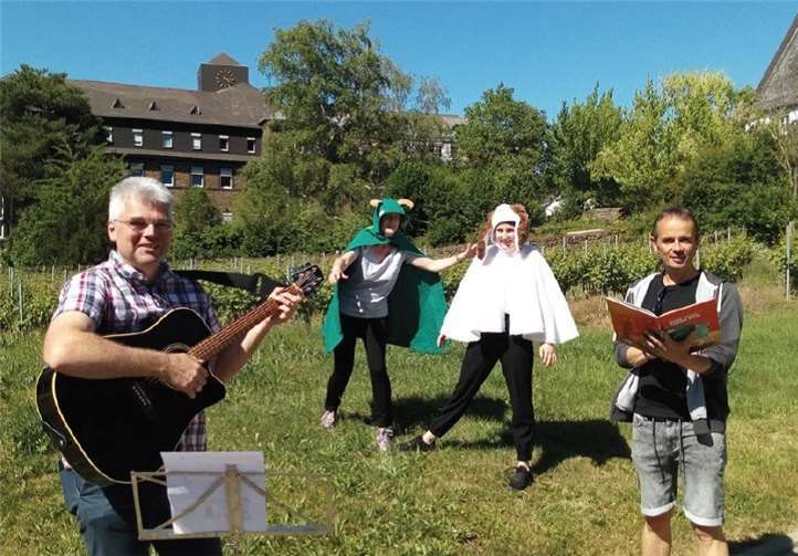 Beste Stimmung bei der musikalischen Theaterlesung. Fotos: privat