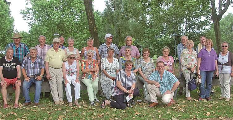 Beste Stimmung bei schönem Wetter herrschte unter den zahlreichenden Teilnehmern der Tagesfahrt. privat