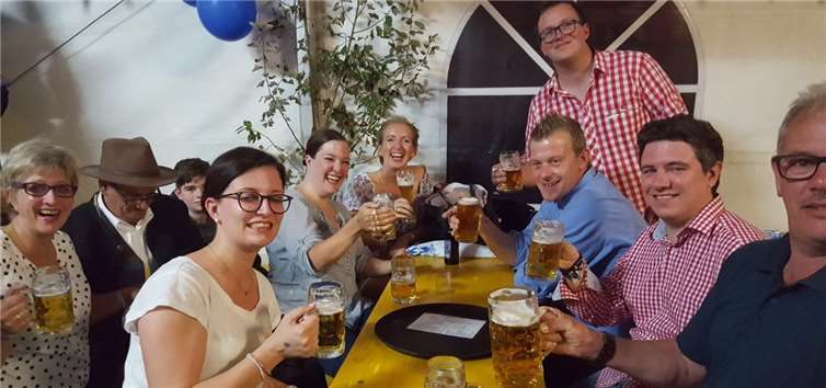 Beste Stimmung herrschte bei der Oktoberfestparty.Privat