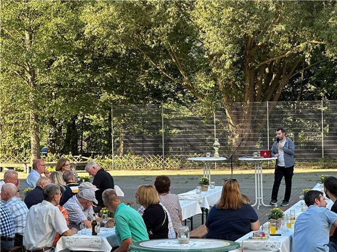 Bestes Wetter sowie zahlreiche Gäste beim Jubiläum und Sommerfest der TTF Remagen.  Foto: privat