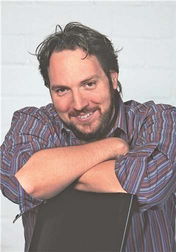 Bestsellerautor Carsten Sebastian Henn. privat