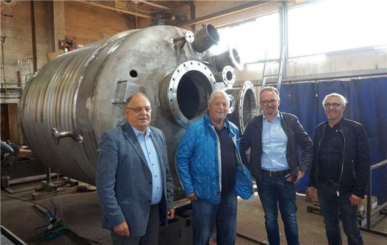 Besuch bei der Firma Falk - von Links: Günther Bomm, Karl-Otto Hahn - FDP Bendorf, Arno Trennheuser, Udo Matz - Geschäftsleitung Firma Falk.Foto:privat