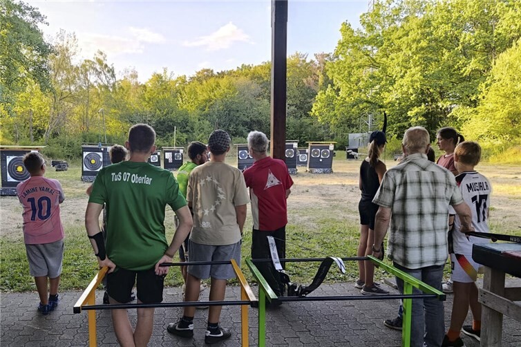Besuch beim Archery Team Vettelschoß – Die Bogenschießabteilung