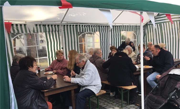 Besucher des Kartoffelfestes.privat
