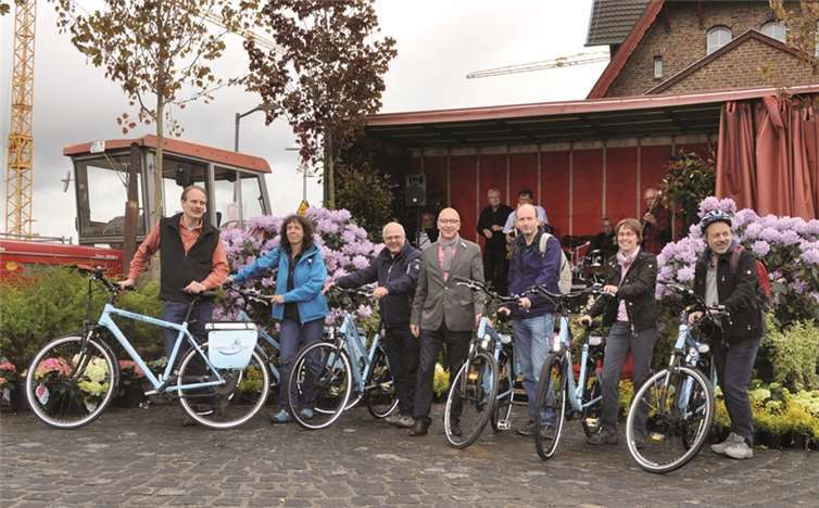 Besucher des Meckenheimer Blütenfestes nutzten die von RWE gesponserten E-Bikes.Stadt Meckenheim