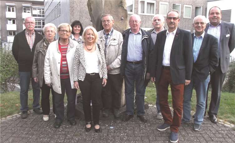 Besuch im St. Elisabeth Krankenhaus Besuchergruppe der CDA mit Direktor Georg Schmitz. privat