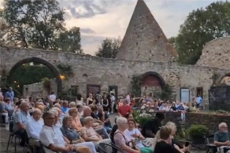 Besucher*innen im Florinshof