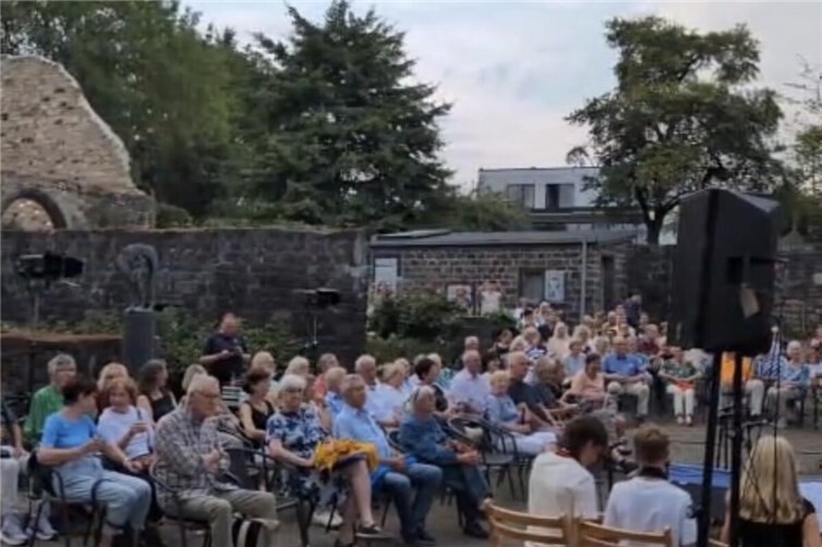 Besucher*innen im Florinshof