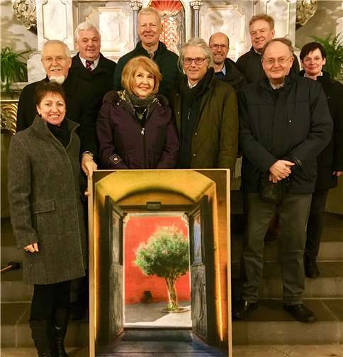 Besucherrekord der kfd Irlich zum Jahresauftakt: Über 50 Frauen waren zur Frauenmesse zum Thema „Türen“ mit einem beeindruckenden Bild von Frank Cullmann gekommen. Anschließend wurde unter der Empore auf ein gutes, neues Jahr 2018 angestoßen. kfd Neuwied