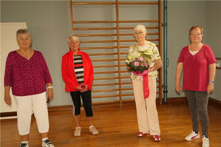 Betty Kuhlemann mit einigen ihrer Seniorinnen.Foto: privat