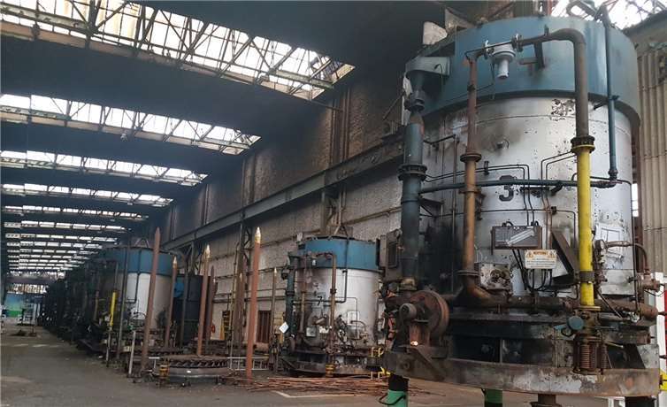 Bevor eine neue Nutzung starten kann, müssen noch rund 10.000 Tonnen Altanlagen von ThyssenKrupp demontiert werden. Foto: ASAS